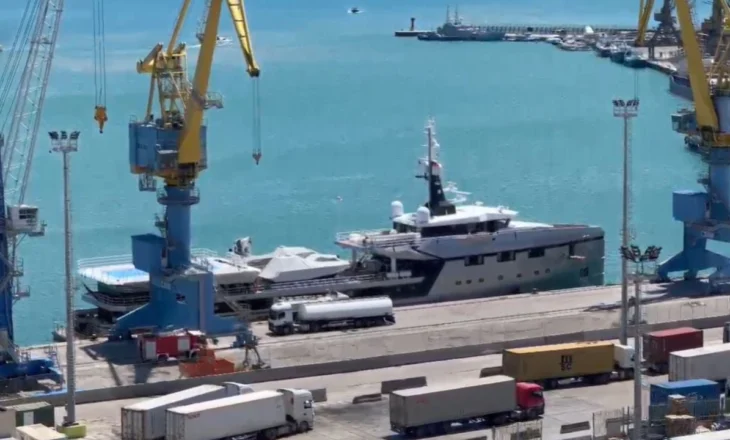 Jahti luksoz i Jeff Bezos furnizohet në Portin e Durrësit! Destinacion final ka Venecian, ku do të zhvillohet ceremonia martesore e miliarderit