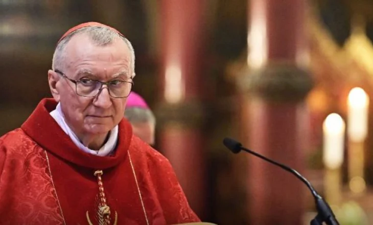 Kandidati për papë, kardinali Pietro Parolin, ka një problem të pakëndshëm me Kinën