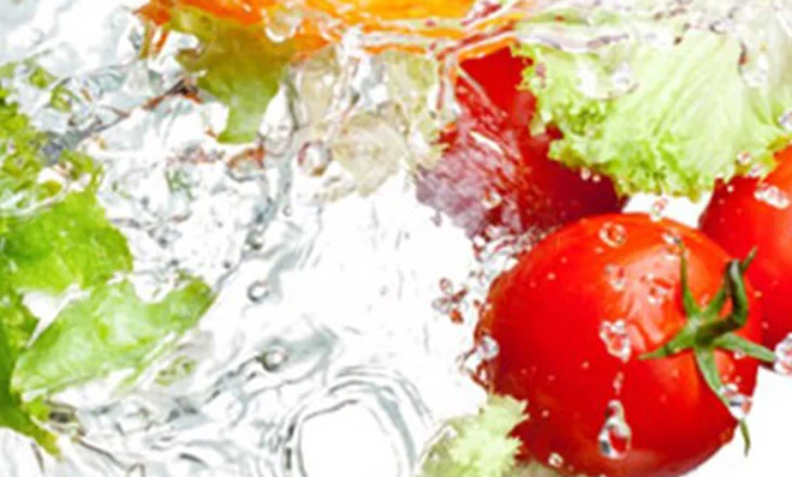 Kanë përmbajtje të lartë uji! Ja tre ushqime vere për super hidratim