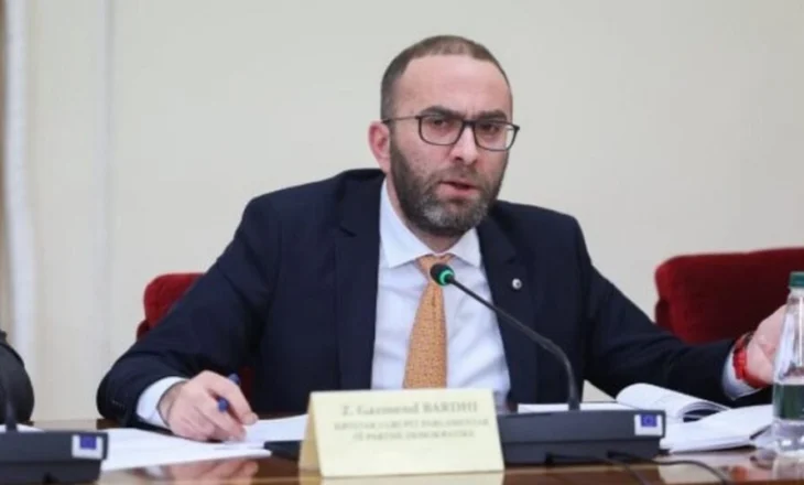 “Keni dhunuar zgjedhjet”, Bardhi debate me Spiropalin dhe Ballën në Konferencën e Kryetarëve