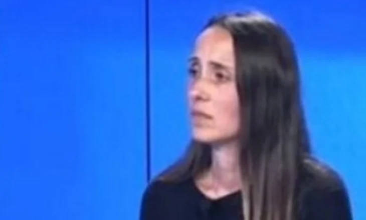 “Kërcënoi tim atë se do të më shihte në arkivol”/ U akuzua se dhunoi vjehrrin dhe vjehrrën, flet nusja: Ata më bullizonin, tentuan të më godisnin me tullë