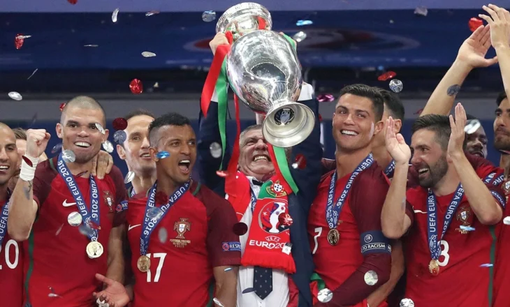 “Komunist i pazbuluar”, shoku i Cristiano Ronaldos befason në Portugali dhe kandidon për…