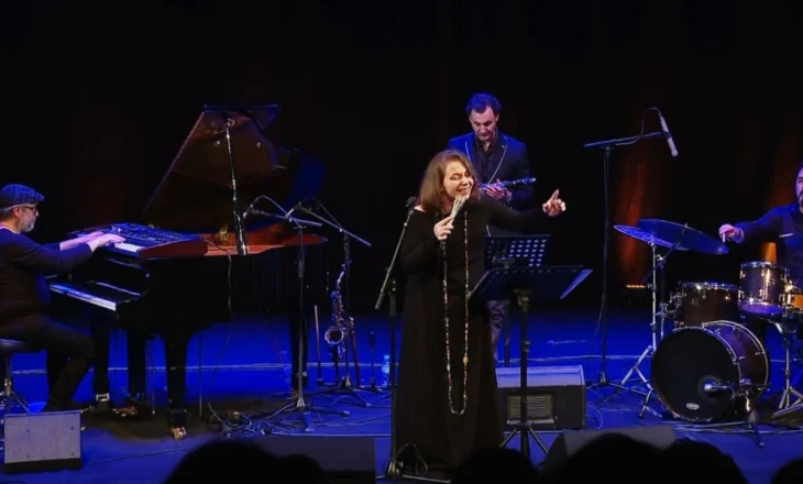 Koncerti “JALBOZ”, Rona Nishliu dhe Gent Rushi risjellin këngët tradicionale shqiptare përmes jazz-it