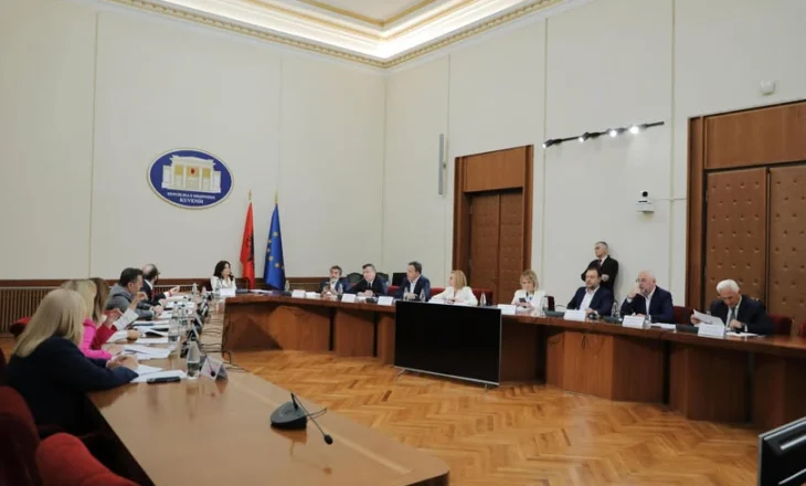 Konferenca e Kryetarëve/ Bardhi përplaset me Spiropalin dhe Ballën: Dhunuat zgjedhjet! E keni kthyer Kuvendin si pronë private