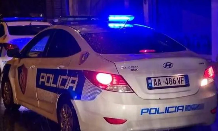 Kukës/ Efektivi i policisë konfliktohet fizikisht me disa persona