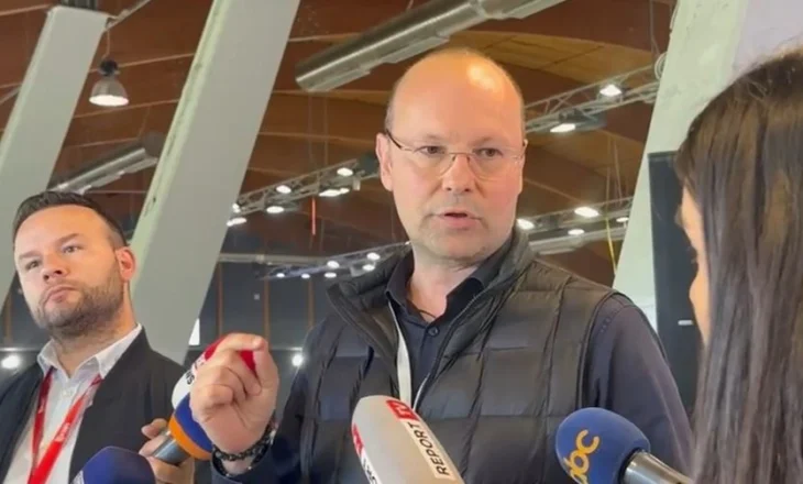 “Kutitë e Greqisë bëjnë me turp bastionet e PS”, Kaso: Vota e Diasporës është manipuluar në mënyrë të frikshme