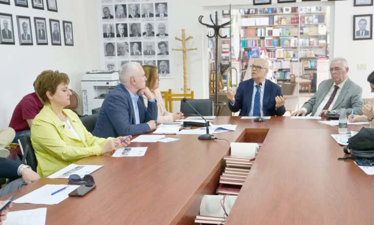 “Lëvizja e 1968-s për revolucionarizimin e jetës në Shqipëri”, një simpozium në Akademinë e Shkencave