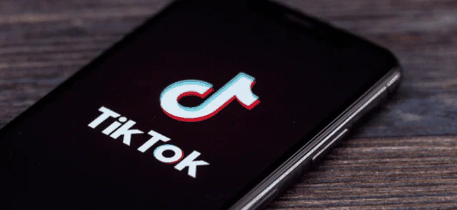 Llogari false në Tik Tok me emrin e tij, 14-vjeçari nga Gjirokastra denoncon në polici
