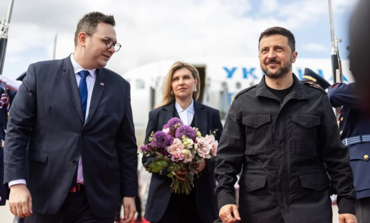 Lufta Ukrainë-Rusi/ Zelensky dhe bashkëshortja e tij vizitë në Republikën Çeke, pritet të takohet me presidentin Pavel