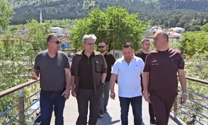 Makineri e specializuar për pastrimin e Liqenit të Shkodrës, Beci: Ne e kemi në vëmendje natyrën