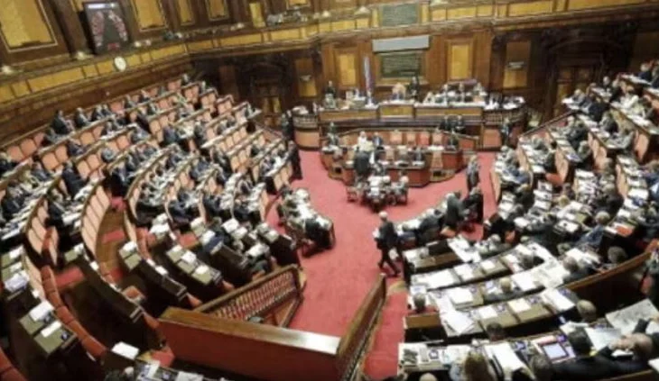 Marrëveshja me Shqipërinë për emigrantët/ Senati italian miraton me 90 vota pro: Tashmë është ligj