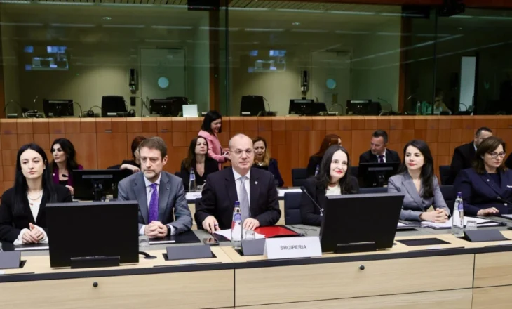Mbahet Konferenca e 5-të Ndërqeveritare Shqipëri-BE/ Hasani: Reflektim i progresit të Shqipërisë të bazuar në meritë