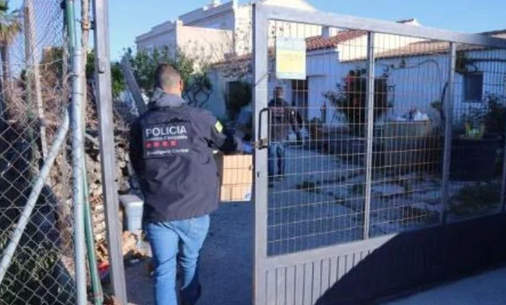 Mbushën Katalonjën me ‘ferma bari’, goditet klani mafioz shqiptar në Spanjë, 2 të arrestuar
