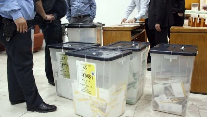Mbyllet procesi i numërimit në Pogradec dhe Mallakastër, kryeson PS! Si renditen forcat e tjera politike
