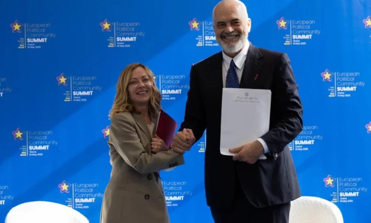 Meloni i dorëzoi Ramës dokumentin final të njohjes së pensioneve me Italinë, ja kur hyn në fuqi marrëveshja