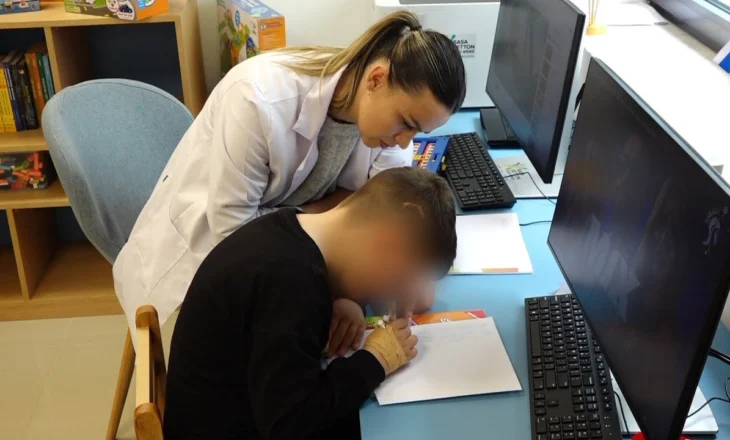 Mësim dhe argëtim në spital, 2 klasa multidisiplinare në QSUT