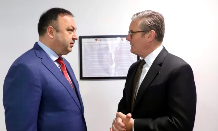 Ministri Hoxha takohet me kryeministrin e MB, zbardh diskutimin: Folëm për rezultatet e…