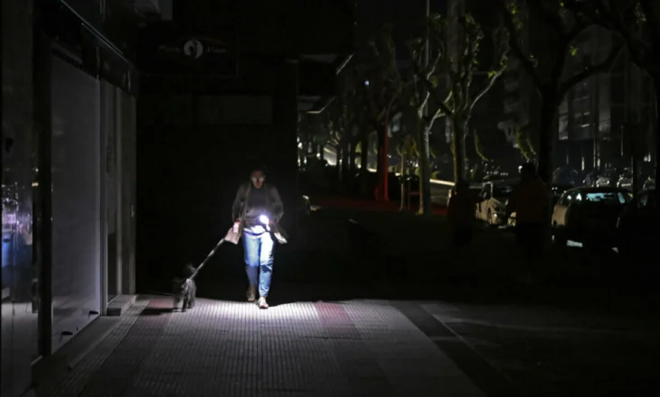 Misteri i kolapsit energjetik në Spanjë, Portugali dhe Francë