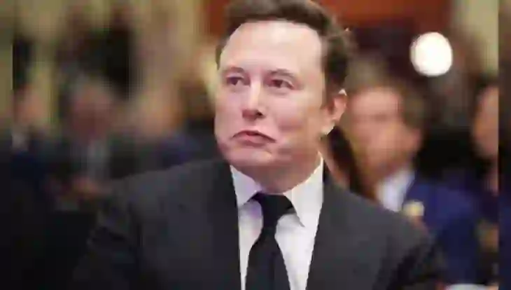 Musk: Prioriteti im është vizioni i jetës në Mars