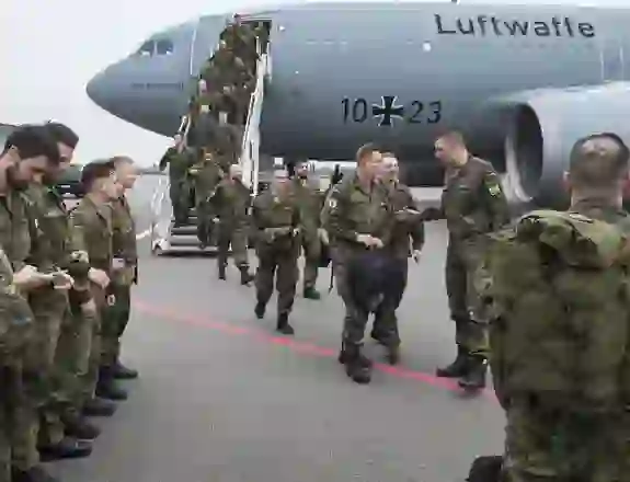 NATO kërkon 40 mijë ushtarë shtesë nga Gjermania