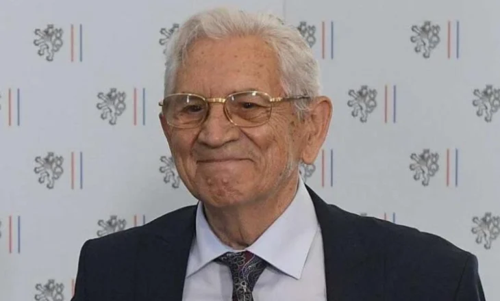 Ndarja nga jeta e Piro Milkanit, djali i regjisorit falënderon mjekët e QSUT: I shërbyen me përkushtim atij dhe çdo pacienti! Doja t’ju puthja duart