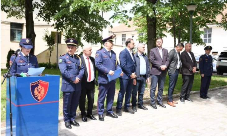 Ne ndihme te Task force SPAK! FOTOLAJM/ Shalsi fushatë brenda komisariatit të Kukësit