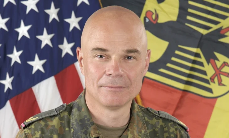 “Nëse nuk mund ta shmangësh përdhunimin, relaksohu dhe shijoje atë”, shkarkohet gjenerali gjerman i NATO-s pas deklaratës fyese