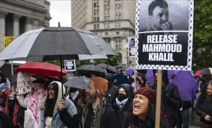 New York, mbahet protestë për lirimin e aktivistit palestinez Mahmoud Khalil