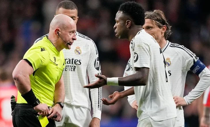 Nga gjysmëfinalja Inter – Barcelona, gjyqtari Szymon Marciniak vjen në Tiranë