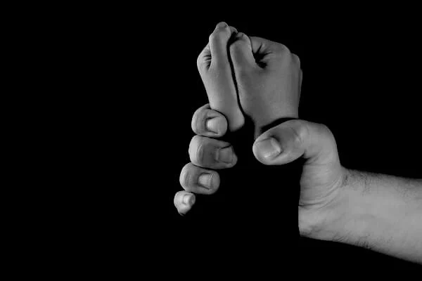 Ngacmoi seksualisht të miturin/Prokuroria e Beratit kërkon 6 vite burg për pedofilin