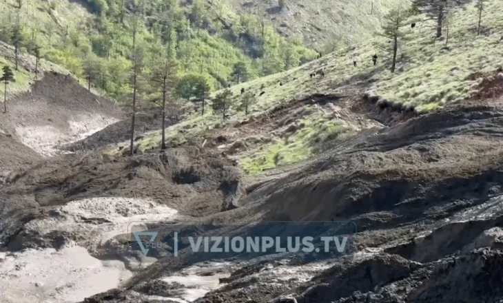 Ngjarje e rëndë në Klos/ Shembet stogu i mineralit, merr para fadromën, nuk dihet fati i drejtuesit