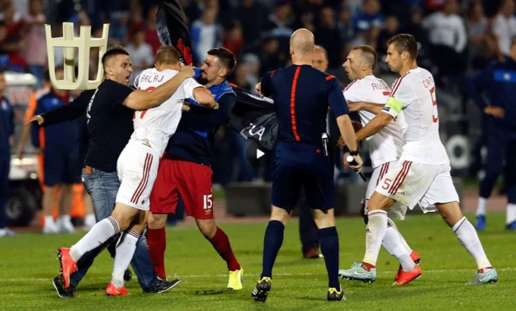 Një sajt serb fut në sherr FSHF-në me tifozët kuqezinj nga Kosova, shkak biletat