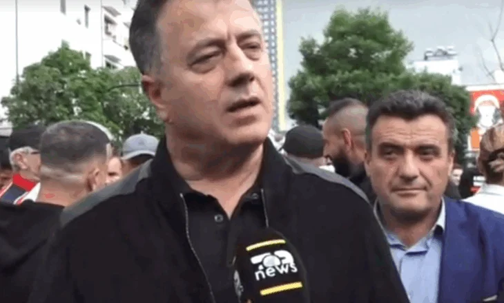 Noka prin protestën, ‘sherr’ me gazetarët: U tjetërsua vota e shqiptarëve! Këlliçi: Rama s’do ta gëzojë mandatin