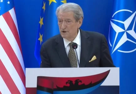 ‘Nuk i njohim zgjedhjet!’/Berisha: Narko-shteti do certifikojë farsën e tij!
