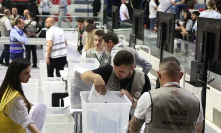 ‘Nuk përputhen’/ Tabaku debat me Celibashin, kreu i KQZ: S’kanë ardhur vota nga jashtë