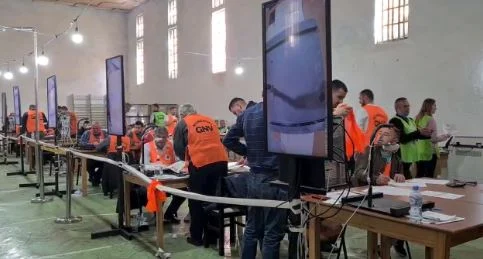 Numërimi i Diasporës mbyllet pa surpriza, PS mban avantazhin në Korçë, Elbasan dhe Vlorë