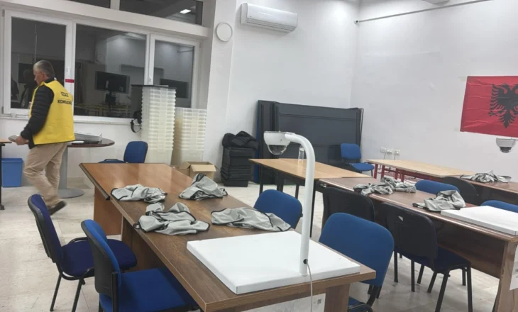 Numërohen 148 kuti nga 587 në Fier! Socialistët kryesojnë, rritet ndjeshëm diferenca mes partive kryesore