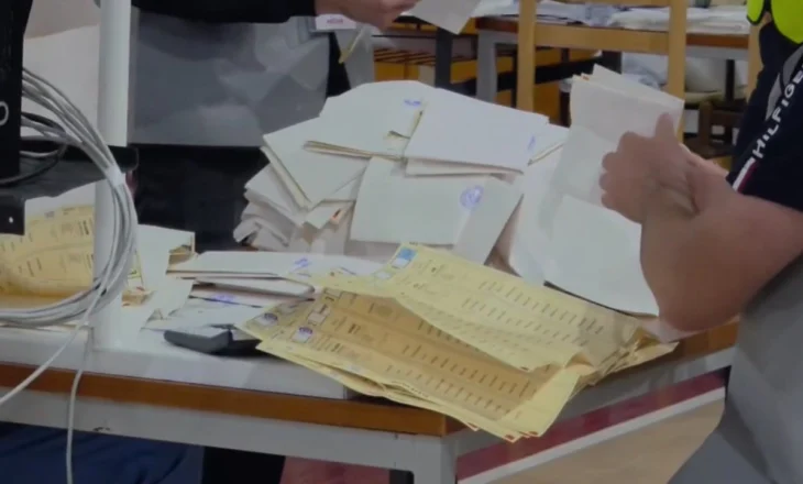 Numërohen 17/198 kuti në Gjirokastër, PS kryeson me 993 vota ndaj opozitës