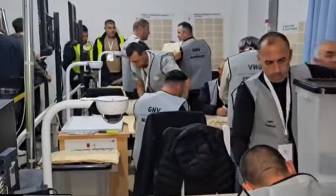 Numërohen 54 nga 422 kuti në Korçë. Kryeson Partia Socialiste, surprizon Tom Doshi