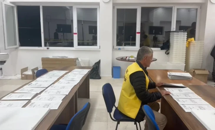 Numërohen 70 nga 275 kuti në qarkun e Beratit, PS kryeson me mbi 4500 vota