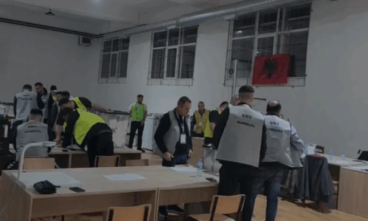 Numërohen 93 nga 493 kuti në Durrës, kryeson PS