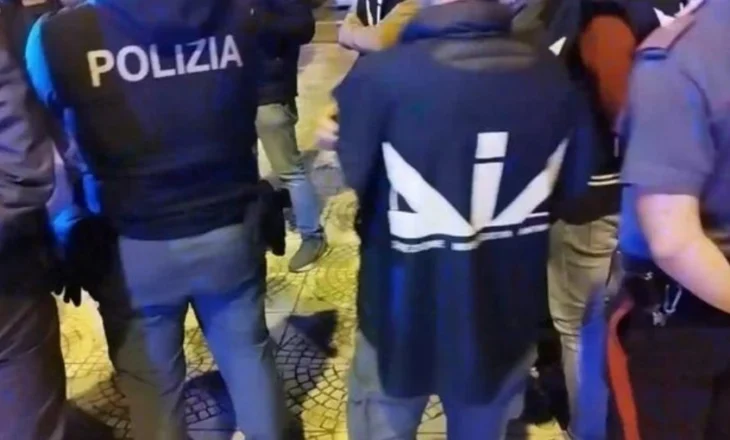 OPERACIONI “URA”/ “Shok, mpate pyt iher për çokollat”, si u kapën 275 kg drogë me stampën e “Dragon Ball” në Rimini. Pjesë nga përgjimi në SkyECC…