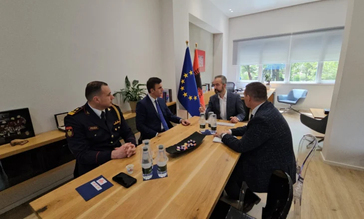 Pak ditë para zgjedhjeve, Celibashi takim me kreun e SPAK dhe drejtorin e Policisë