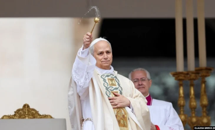 Papa Leoni nisi zyrtarisht shërbimin e tij, bën thirrje për unitet! Premton të mos jetë “autokrat”