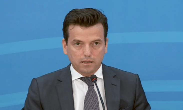 PD në sulm për t’i marrë mandatin e dytë në Tiranë, Shehaj: Kjo është hipokrizi, janë dy votëbesime që askush nuk do t’i rrëmbejë
