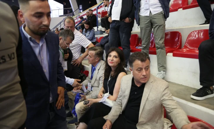 PD urdhëron komisionerët: Asnjë votë e Greqisë nuk do të numërohet