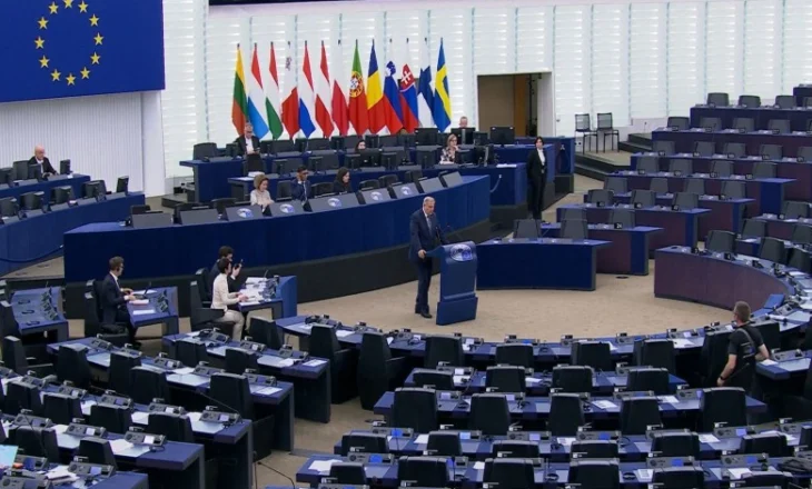 PE kërkon njohje të ndërsjelltë Kosovë–Serbi dhe heqje të masave ndaj Prishtinës