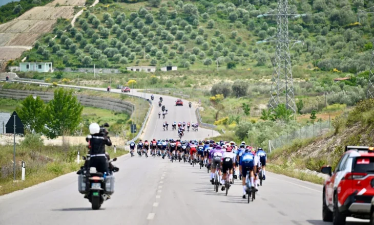 Përfundon Giro d’Italia në Vlorë, fiton çiklisti danez