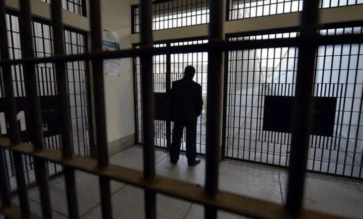 Përfundon numërimi në burgun 302 në Tiranë, shumica e votave për PS dhe Ermonela Felaj