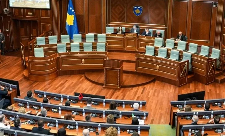 Përsëri dështon parlamenti i Kosovës, nuk zgjedh dot kryetarin. Albin Kurti i drejtohet LDK për koalicion